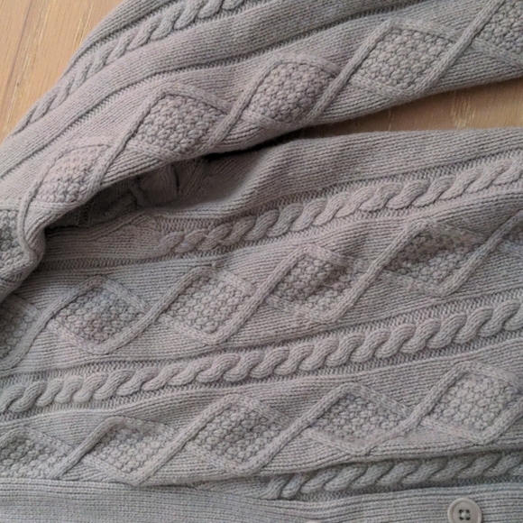 Aritzia Lamora Cardigan Opal Grey - Picture 3 of 4